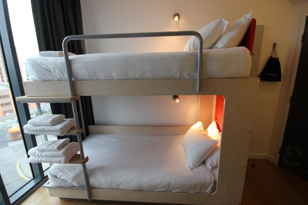 Sleeperz Hotel Cardiff Zewnętrze zdjęcie
